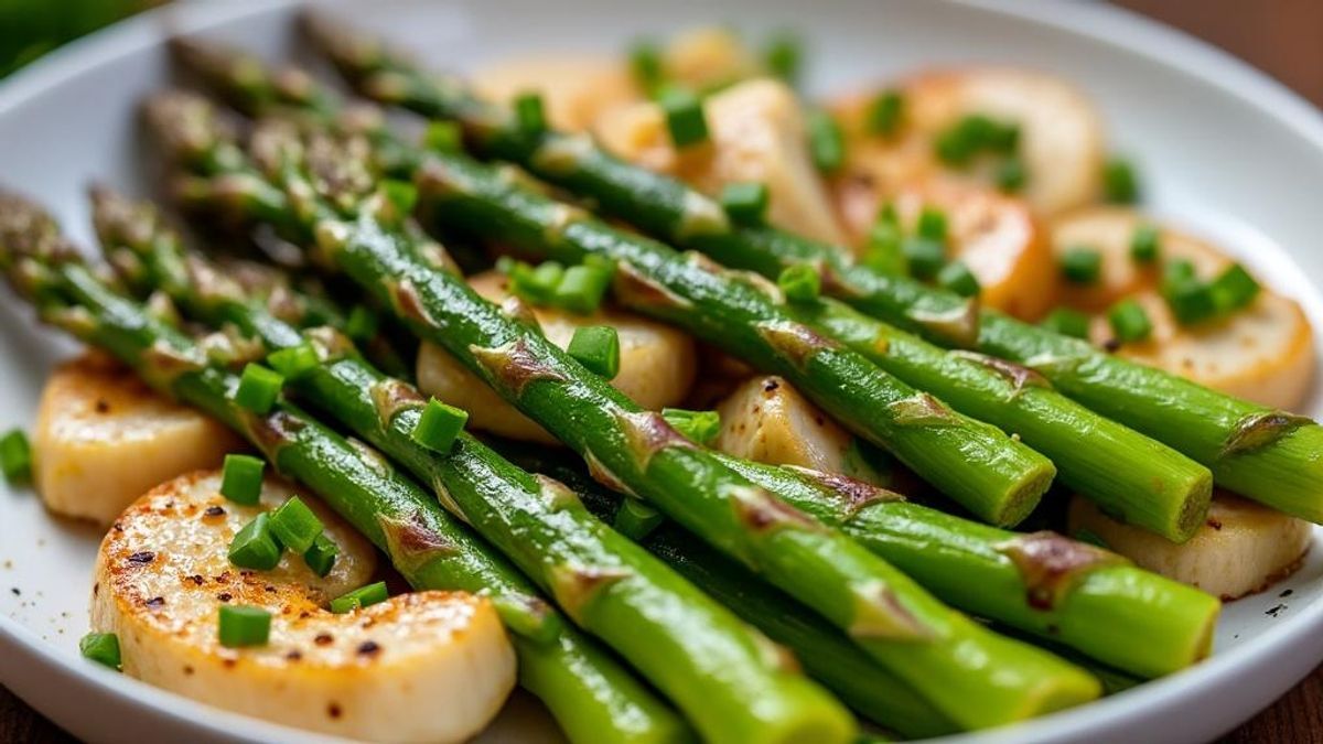 Les &eacute;tapes cl&eacute;s pour un saut&eacute; d&rsquo;asperges vertes au poulet aux amandes dor&eacute;es plein de fra&icirc;cheur